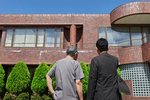 歯科医院の譲渡をご検討中の先生へ